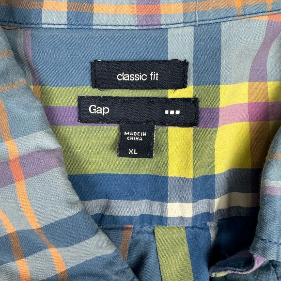 GAP‎ Classic Fit Summer Plaid Button Down - Picture 3 of 5